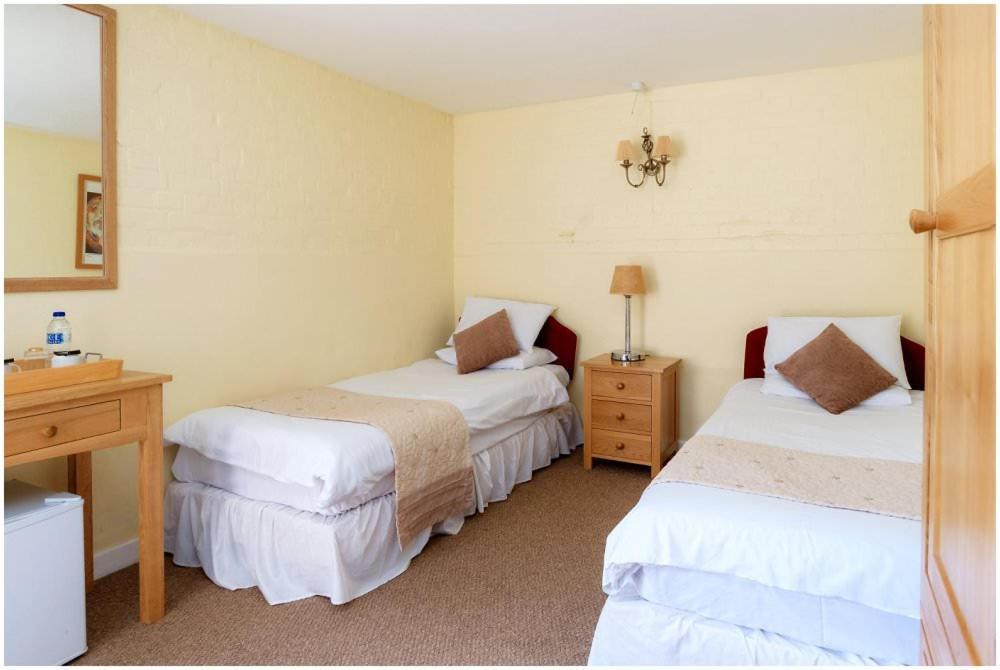 Kingfisher Barn Bed & Breakfast Abingdon-on-Thames Extérieur photo